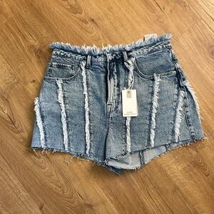 NWT Good American 90s Jean Shorts with Raw Seams